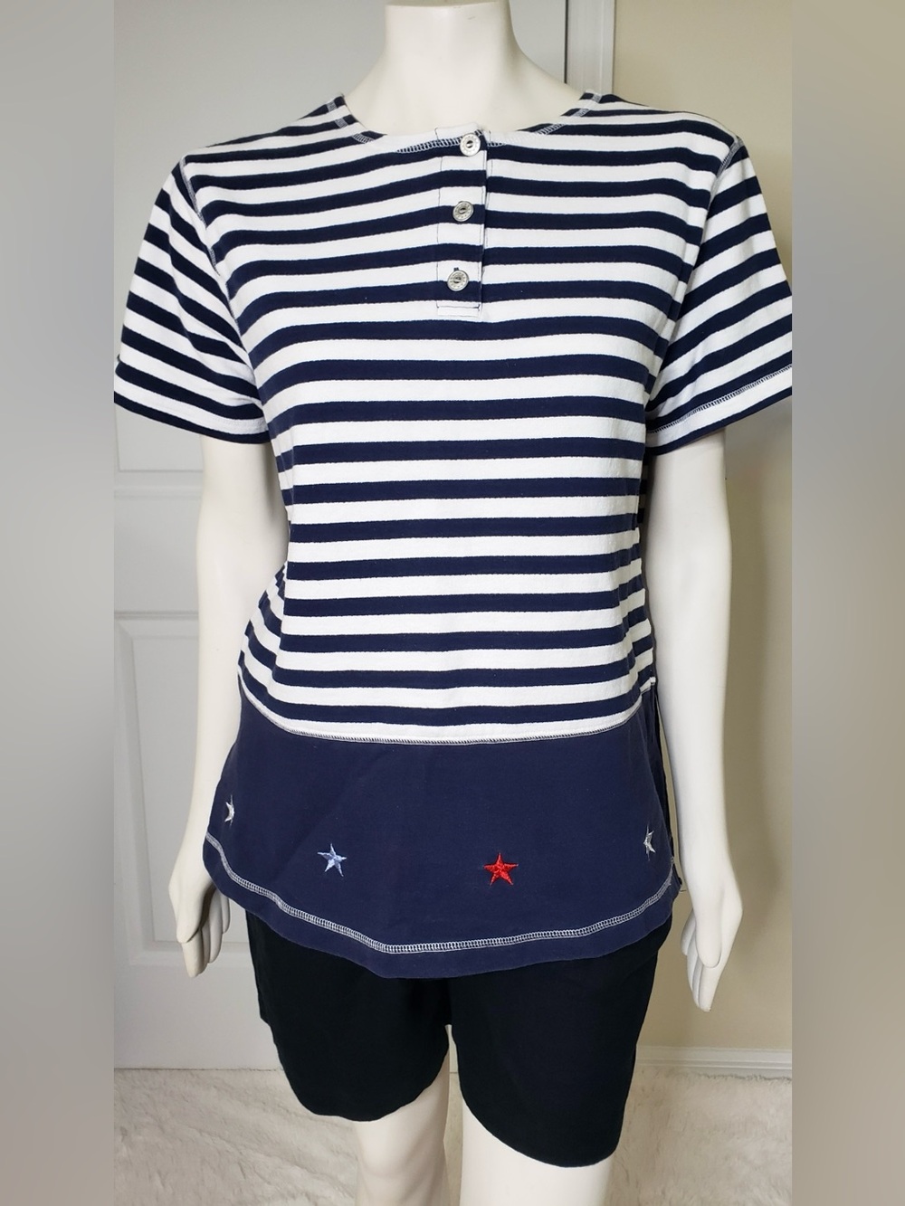 New Look Nautical Navy and White Striped Short Sleeve Top Star Accent Size Large